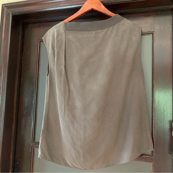 Halston Heritage Grey Washed Silk Blouse - size 6 - Picture 2 of 7